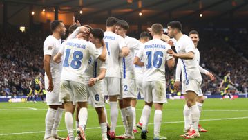 Γαλανόλευκοι μάγοι ισοπέδωσαν τη Σκωτία, η Ελλάδα αλλάζει επίπεδο κι ονειρεύεται