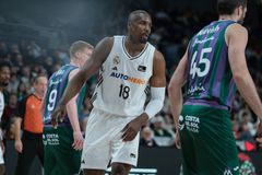 Ανατροπή κορυφής για τη Ρεάλ στην έδρα της Μάλαγα - Δύσκολα η Μπαρτσελόνα τη Σαραγόσα