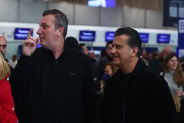 Συνάντηση «αιωνίων» στο «Ελ. Βενιζέλος»: Το τετ-α-τετ του Λεπενιώτη με τον Παρθενόπουλο