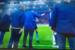 Στον αγωνιστικό χώρο ο Μαρινάκης μετά το τρίτο γκολ της ΑΕΚ