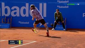 Φοβερή μάχη Τσιτσιπά - Αλκαράθ στο φιλέ