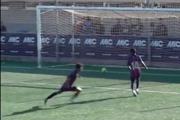 Ο γιος του Πάτρικ Κλάιφερτ πέτυχε το πιο... unfair play γκολ και το πανηγύρισε (vid)