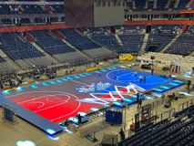 Αυτό είναι το γυάλινο δάπεδο που θα φιλοξενήσει το Final 4 του BCL στο Βελιγράδι