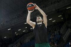 Ο Παπαπέτρου έμεινε παραπάνω ώρα στο ΟΑΚΑ για επιπλέον δουλειά (vid)