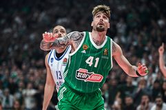 Aνησυχία για το ταξίδι του Παναθηναϊκού στην Κωνσταντινούπολη, μετά τον ισχυρό σεισμό