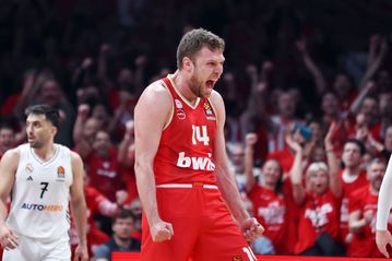 Βασιλιάς ήταν ο Ολυμπιακός, ο Βεζένκοφ MVP και η Ρεάλ υποκλίθηκε στο ΣΕΦ!