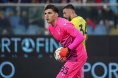 Ο Μανδάς χτυπήθηκε από καπνογόνο στο Τζένοα - Λάτσιο: «Δεν πόνεσα, απλά φοβήθηκα»