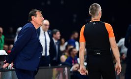 Οργισμένος Αταμάν, δέχθηκε τεχνική ποινή για φάουλ που δεν δόθηκε στον Γκραντ