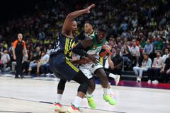 LIVE: ΦΕΝΕΡΜΠΑΧΤΣΕ - ΠΑΝΑΘΗΝΑΪΚΟΣ