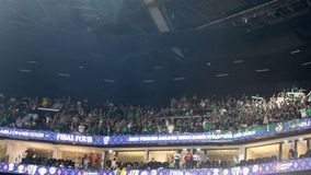 Οι οπαδοί του Παναθηναϊκού AKTOR πήραν θέση στην Etihad Arena (pics)