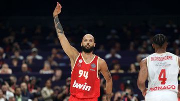 Ολυμπιακός: Το μεγάλο τρίποντο του Φουρνιέ στον ημιτελικό (vid)