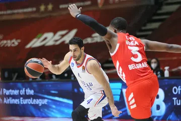 Είπε... "bye" στον Μπαλμπάι η Εφές