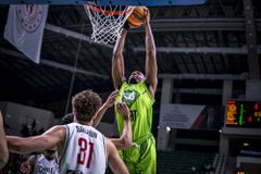 «Φουλάρει» για Ουάιλι η Μονακό: Κατέθεσε πρόταση στον Αμερικανό σέντερ