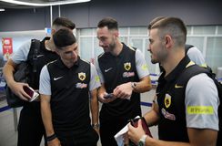 Έφτασε στην Ολλανδία η ΑΕΚ (pics)