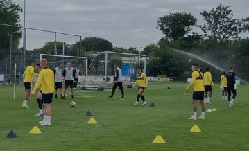 Ο Καλοσκάμης έκανε πασούλες με τον Λαμέλα