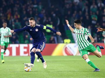 Ο Μπάρτρα συνδέθηκε με τον Ολυμπιακό αλλά επιστρέφει στη Ρεάλ Μπέτις