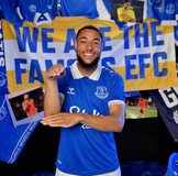 Επίσημα στην Έβερτον ο Ντανζούμα