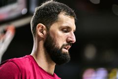 «Η Εκκλησία ζήτησε από τον Μίροτιτς να μην διχάσει τον λαό» και αυτός αποφάσισε να μην αγωνιστεί στη Σερβία