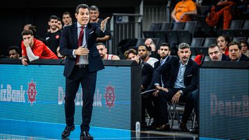 Τι είπε ο Δημήτρης Ιτούδης για τον Βεζένκοφ εν όψει του αγώνα της Χάποελ Τελ Αβίβ με τον Ολυμπιακό (vid)