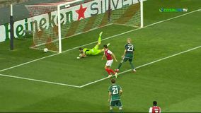 Εντυπωσιακή ενστικτώδης επέμβαση του Μπρινιόλι με τα ακροδάχτυλα