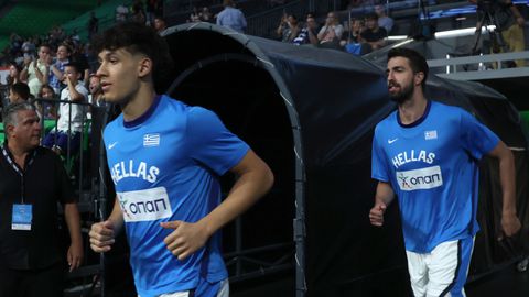 «Κόπηκαν» οι Χουγκάζ, Μπαζίνας - Συνεχίζει με 13 παίχτες ο Βασίλης Σπανούλης