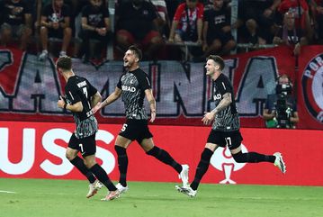 Το 2-3 στο Ολυμπιακός - Φράιμπουργκ ήρθε με όλη την εντεκάδα των Πειραιωτών μέσα στην περιοχή!