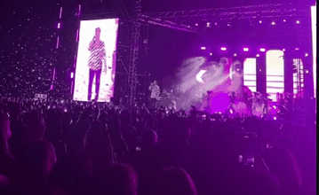 Επικό: Φίλαθλος της ΑΕΚ πανηγύρισε το γκολ του Πόνσε σε συναυλία του Οικονομόπουλου κι έγινε viral! (vid)