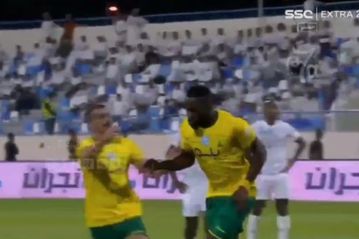 Ο Κάλεντ Νάρεϊ άνοιξε λογαριασμό στη Σαουδική Αραβία (vid)