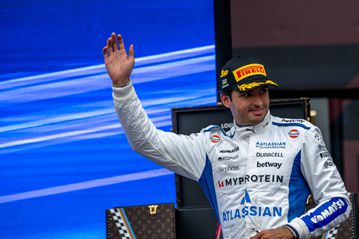 Ο Σάινθ αρνήθηκε να συγκριθεί με τον Χάμιλτον μετά το πρώτο του βάθρο με τη Williams