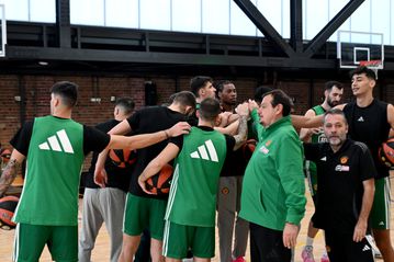 Προπονήθηκε για τελευταία φορά στο Σίδνεϊ και γυρνάει Ελλάδα για την τελική ευθεία ο Παναθηναϊκός (pics)