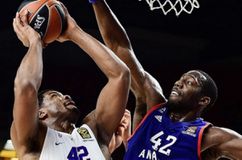 Ντάνστον για Χάινς: «Είναι ένας μύθος, χαρούμενος που ακολούθησα τα βήματά του στον Ολυμπιακό»