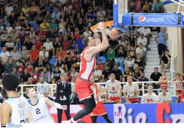 «Πλησιάζει» σε... ερυθρόλευκη κορυφή ο Μιλουτίνοφ