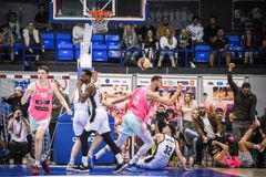 Η Μέγκα «ξέρανε» την Παρτίζαν με καλάθι στην εκπνοή