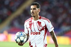 Ο Τσικίνιο χάνει ΑΕΚ και... βλέπουμε