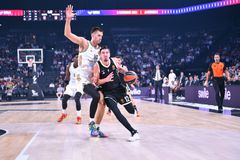 Άριστο τέταρτο δεκάλεπτο για τη Βιλερμπάν - Σταμάτησε το σερί της Dubai BC