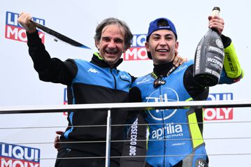 Η μεταμόρφωση του Ραούλ Φερνάντεθ: Από τις αμφιβολίες στην κορυφή του MotoGP