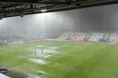 Διακόπηκε το Ριέκα - Σπάρτα Πράγας - Ο λόγος