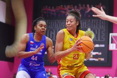 Επίδειξη δύναμης από τον Αθηναϊκό επί της Γκορζόφ με σούπερ Πρινς