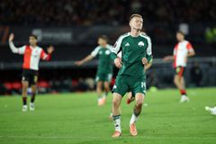 Ο Παναθηναϊκός πέταξε στα σκουπίδια το προβάδισμα και έφυγε με άδεια χέρια από το Ντε Κάιπ