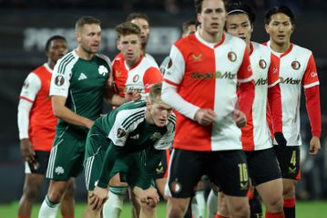 Σφύριγμα για πέναλτι Ίνγκανσον και ακυρώση με VAR!