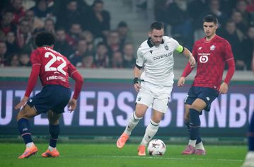 Πέναλτι στον Κωνσταντέλια, το χάνει ο Ζίβκοβιτς