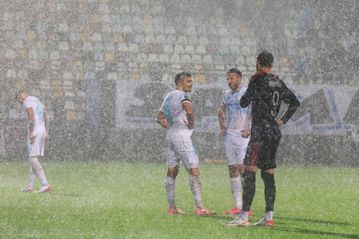 Συνέχεια στο Ριέκα - Σπάρτα Πράγας, παρά την κακοκαιρία (vid)