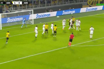 Κοντά στο 2-0 η ΑΕΚ με το δοκάρι του Ρέλβας