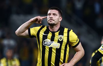 Η ΑΕΚ ξέσπασε με εξάρα πάνω στην Αμπερντίν και ξεκινάει για Φάληρο