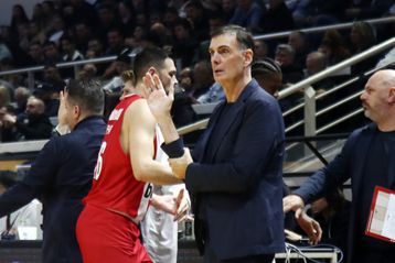 Μπαρτζώκας: «Είμαστε πολύ δυνατή ομάδα όταν πασάρουμε την μπάλα» (vid)