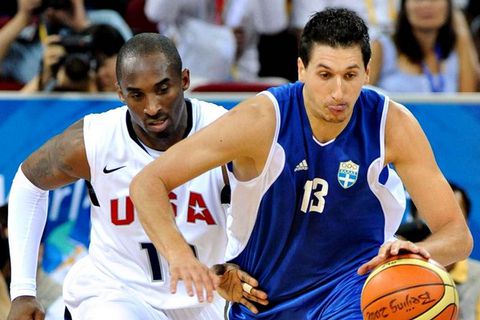 Η FIBA αποθεώνει τον Διαμαντίδη με τα λόγια του Κόμπι: «Θα ευχόμουν να τον είχα στην ομάδα μου» (vid)