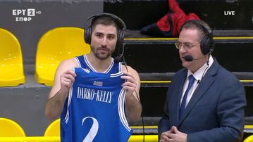 Το φιλί της αγαπημένης του Μωραϊτη και η αφιέρωση στον άτυχο Κέλι (vids)