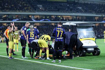 Ανησυχία στον Άρη για τον Αλφαρέλα, φόβοι για κάταγμα - Στο νοσοκομείο για εξετάσεις