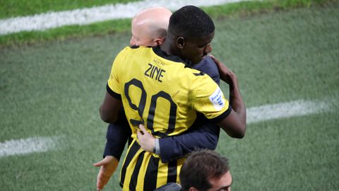 Οι αγκαλιές του Νίκολιτς με τον Ζίνι (gallery)