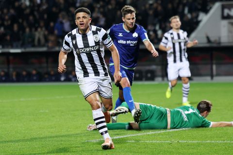 Καρέ-καρέ το... μπαστούνι του Τάισον (pics)